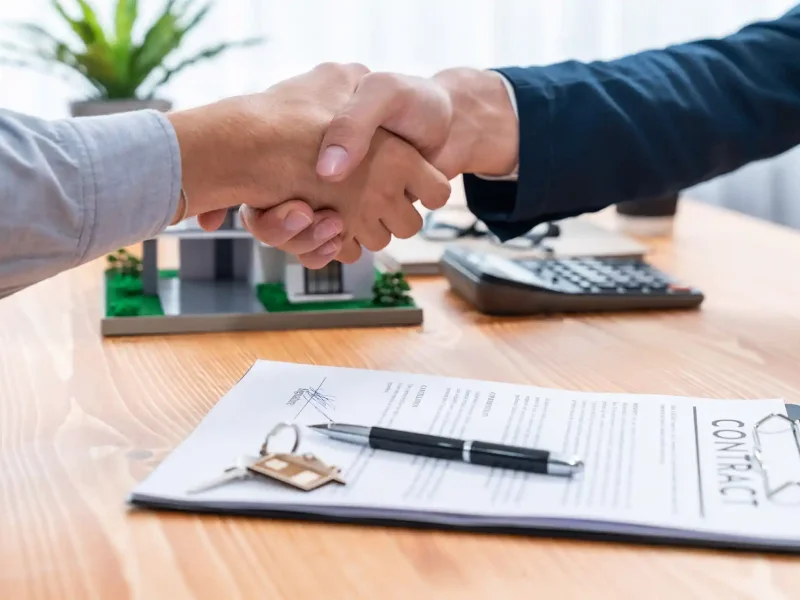 ליווי משפטי בעסקת מכר מקרקעין